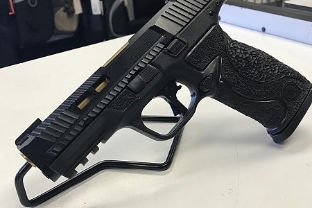 DLX slide cuts with windows M&P full-size